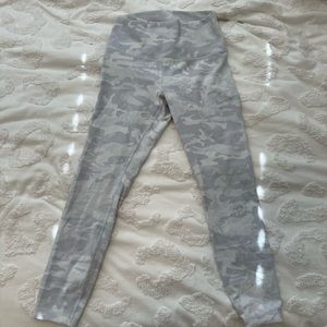 Wunder Under High-Rise Tight 25" *Ribbed Fabric